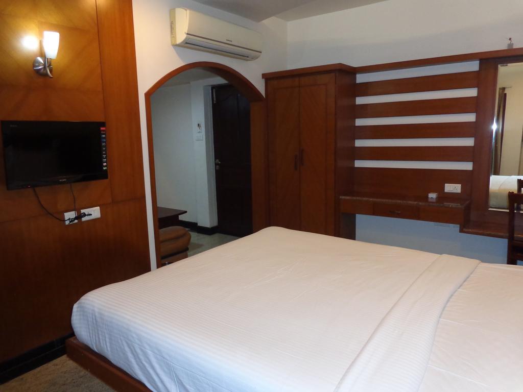Sanu International Hotel Namakkal ภายนอก รูปภาพ