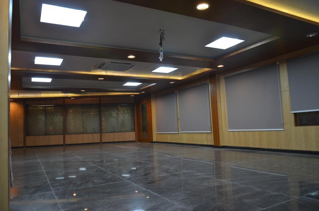 Sanu International Hotel Namakkal ภายนอก รูปภาพ