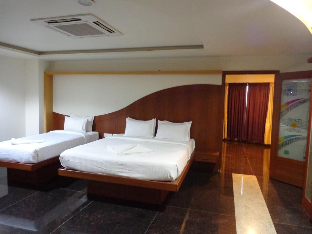 Sanu International Hotel Namakkal ภายนอก รูปภาพ